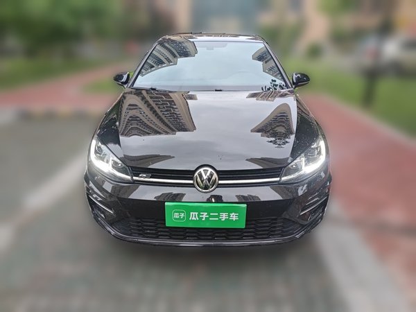 Volkswagen Golf 2019, 63200 км, за 11357 USD