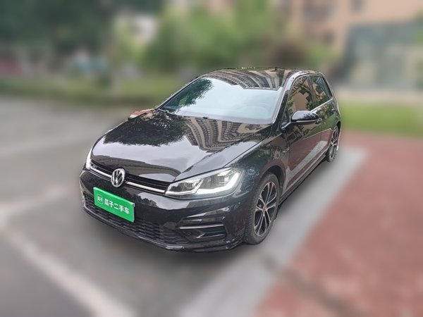 Volkswagen Golf · 2019 год