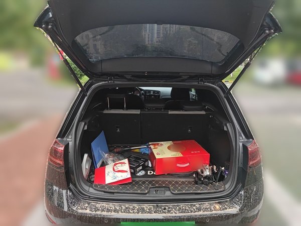 Volkswagen Golf 2019, 63200 км, за 11357 USD - фото 16