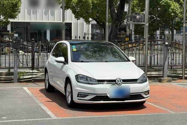 Volkswagen Golf 2019, 45000 км, за 10791 USD - фото 14