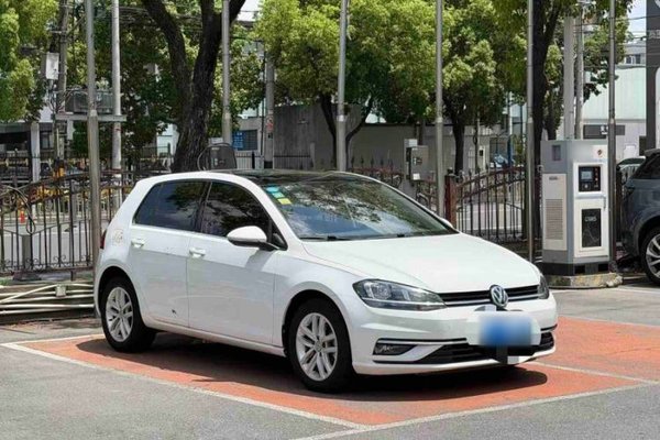 Volkswagen Golf 2019, 45000 км, за 10791 USD - фото 15