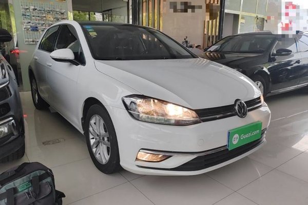 Volkswagen Golf 2019, 45000 км, за 10791 USD