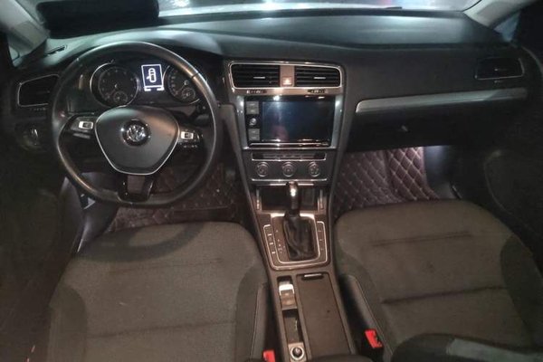 Volkswagen Golf 2019, 58600 км, за 9383 USD - фото 10