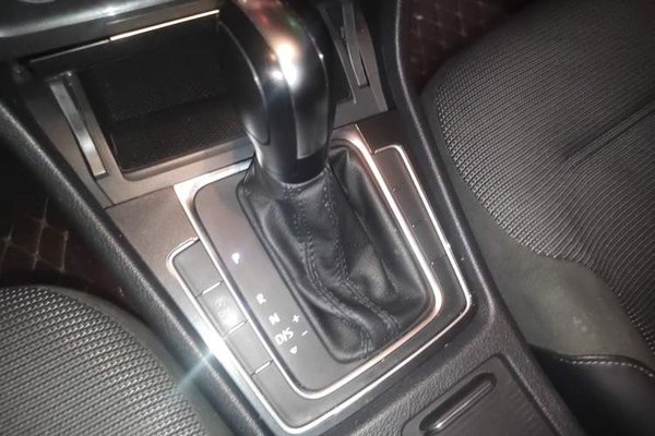 Volkswagen Golf 2019, 58600 км, за 9383 USD - фото 15