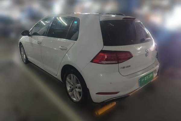 Volkswagen Golf 2019, 58600 км, за 9383 USD