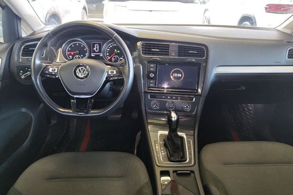 Volkswagen Golf 2019, 68500 км, за 10727 USD - фото 12