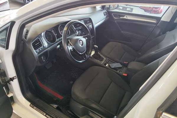 Volkswagen Golf 2019, 68500 км, за 10727 USD - фото 18