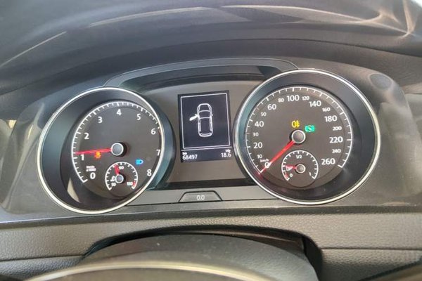 Volkswagen Golf 2019, 68500 км, за 10727 USD - фото 14