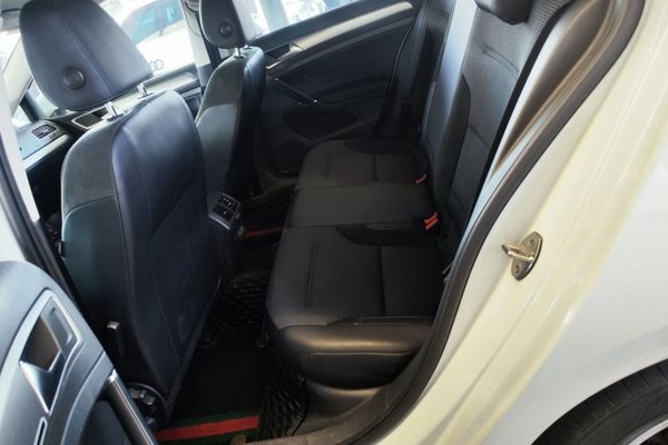 Volkswagen Golf 2019, 68500 км, за 10727 USD - фото 20