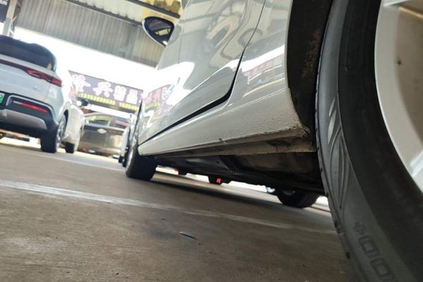 Volkswagen Golf 2019, 68500 км, за 10727 USD - фото 25
