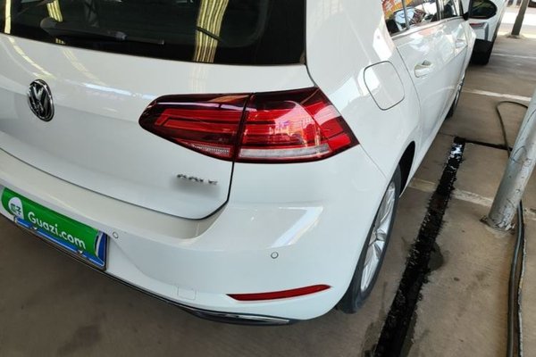 Volkswagen Golf 2019, 68500 км, за 10727 USD - фото 9