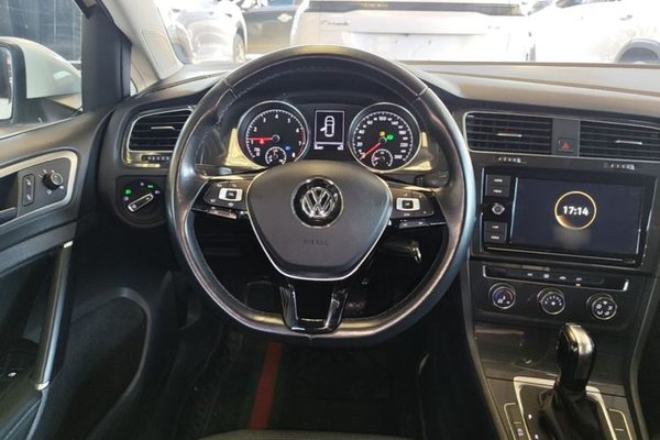 Volkswagen Golf 2019, 68500 км, за 10727 USD - фото 13