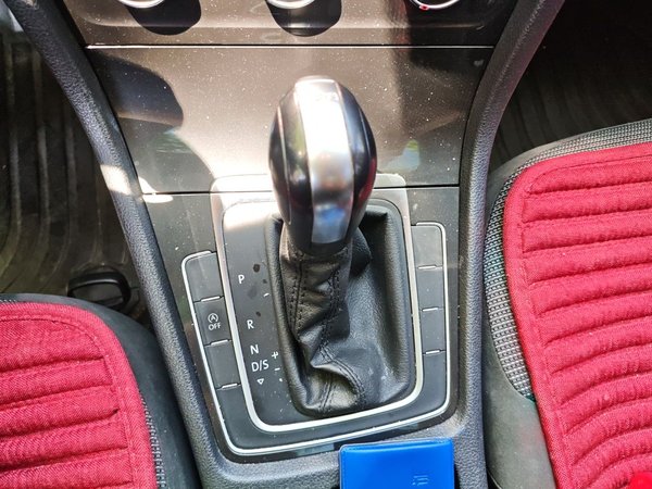 Volkswagen Golf 2019, 76200 км, за 11897 USD - фото 13