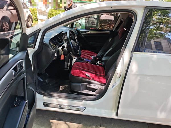 Volkswagen Golf 2019, 76200 км, за 11897 USD - фото 14