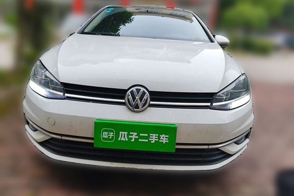 Volkswagen Golf 2019, 88800 км, за 9104 USD