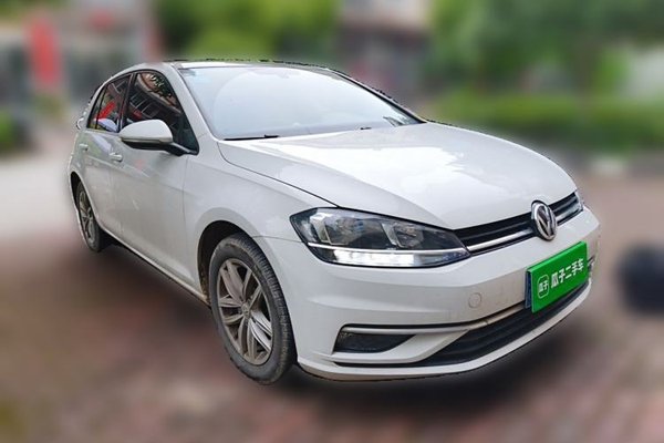 Volkswagen Golf 2019, 88800 км, за 9104 USD