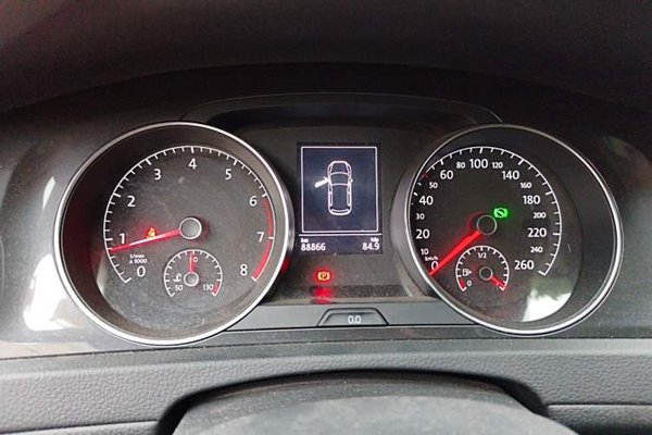 Volkswagen Golf 2019, 88800 км, за 9104 USD - фото 12