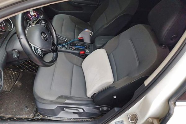 Volkswagen Golf 2019, 88800 км, за 9104 USD - фото 16