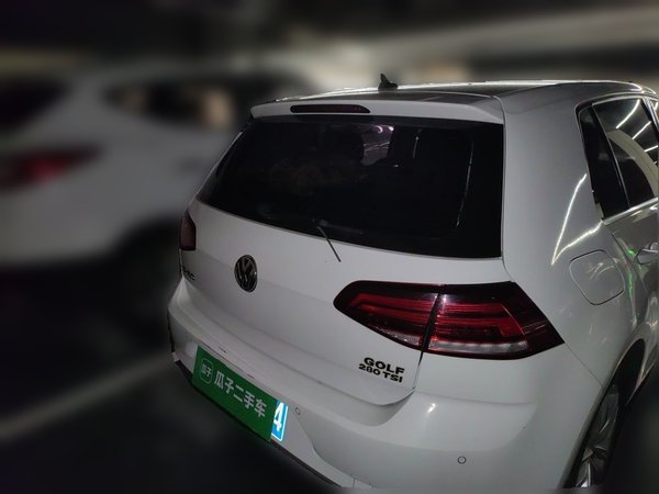 Volkswagen Golf 2019, 89800 км, за 8667 USD