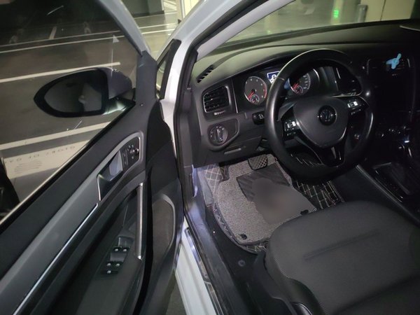 Volkswagen Golf 2019, 89800 км, за 8667 USD - фото 17