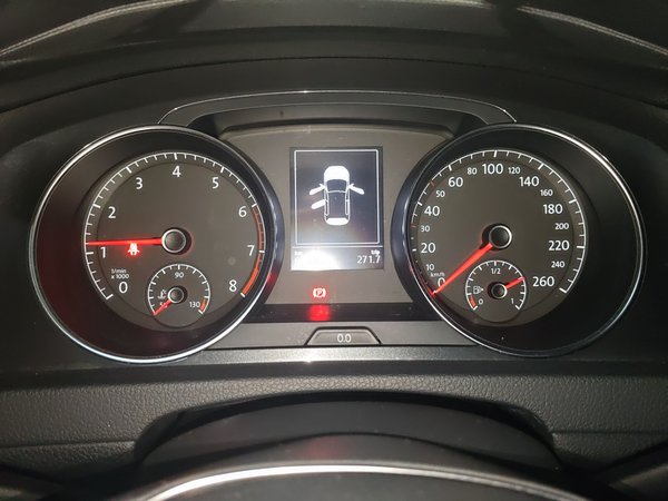 Volkswagen Golf 2019, 62100 км, за 10916 USD - фото 16