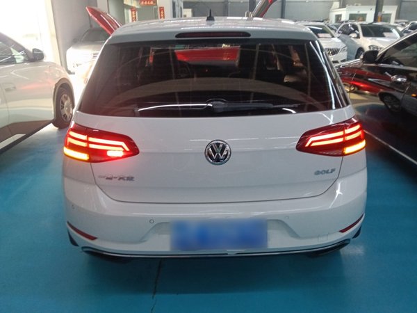 Volkswagen Golf 2019, 21400 км, за 11205 USD - фото 6