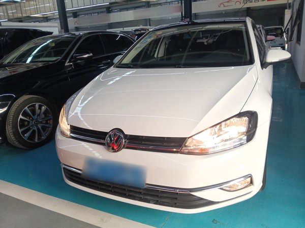 Volkswagen Golf 2019, 21400 км, за 11205 USD - фото 11