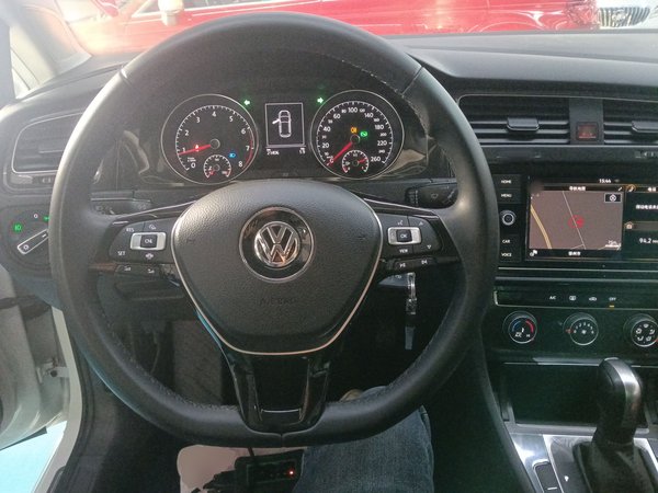 Volkswagen Golf 2019, 21400 км, за 11205 USD - фото 20