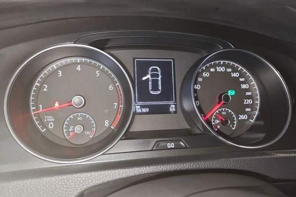 Volkswagen Golf 2019, 56200 км, за 9488 USD - фото 14