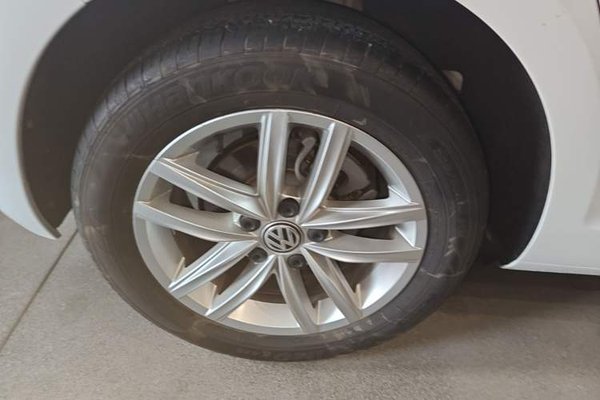 Volkswagen Golf 2019, 56200 км, за 9488 USD - фото 11