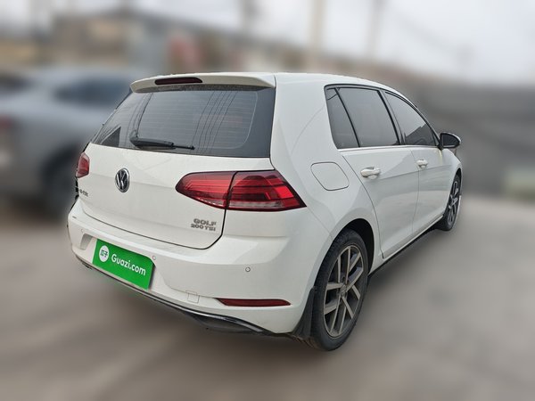 Volkswagen Golf 2020, 44100 км, за 11934 USD - фото 8