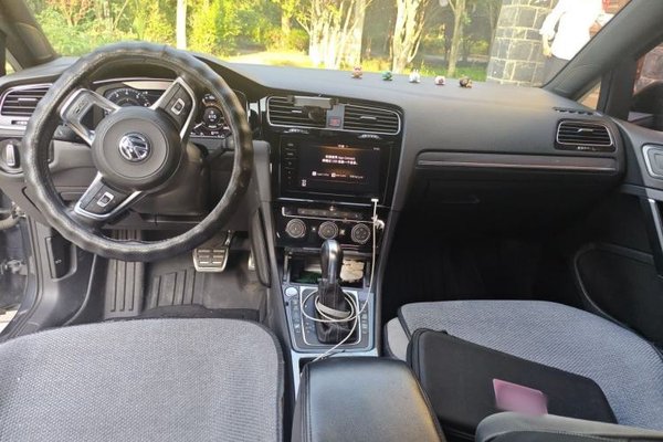 Volkswagen Golf 2020, 112000 км, за 9271 USD - фото 9