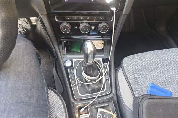 Volkswagen Golf 2020, 112000 км, за 9271 USD - фото 14