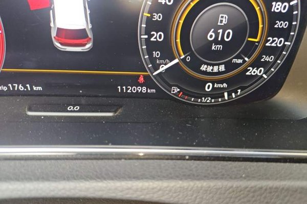 Volkswagen Golf 2020, 112000 км, за 9271 USD - фото 12