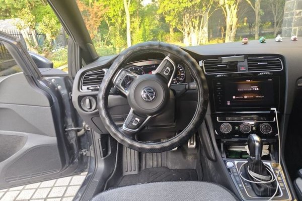 Volkswagen Golf 2020, 112000 км, за 9271 USD - фото 10