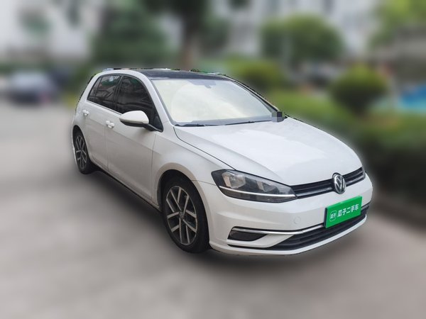 Volkswagen Golf 2020, 46700 км, за 9326 USD