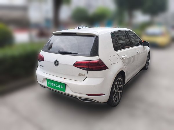 Volkswagen Golf 2020, 46700 км, за 9326 USD - фото 6