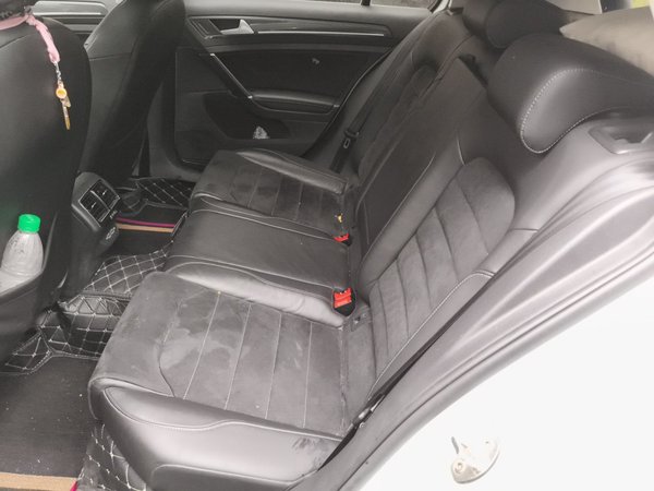 Volkswagen Golf 2020, 46700 км, за 9326 USD - фото 18