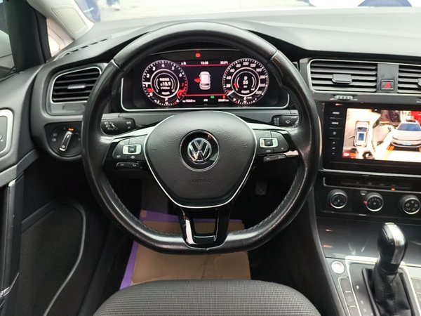 Volkswagen Golf 2020, 55700 км, за 11441 USD - фото 14