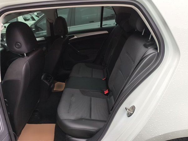 Volkswagen Golf 2020, 55700 км, за 11441 USD - фото 20