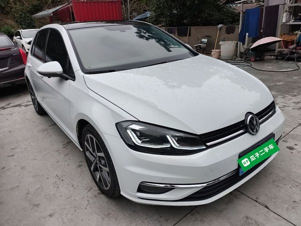 Volkswagen Golf 2020, 55700 км, за 11441 USD