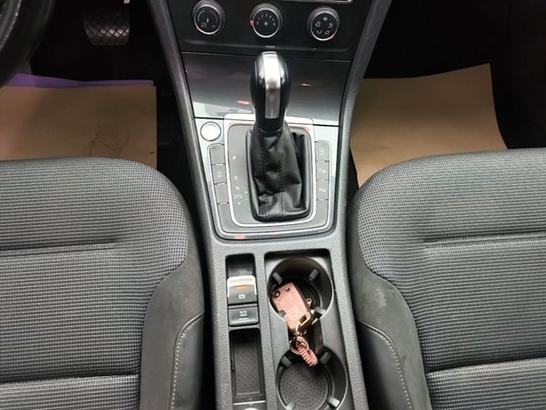 Volkswagen Golf 2020, 55700 км, за 11441 USD - фото 17