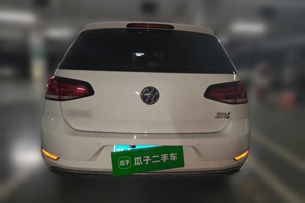 Volkswagen Golf 2020, 61400 км, за 9376 USD