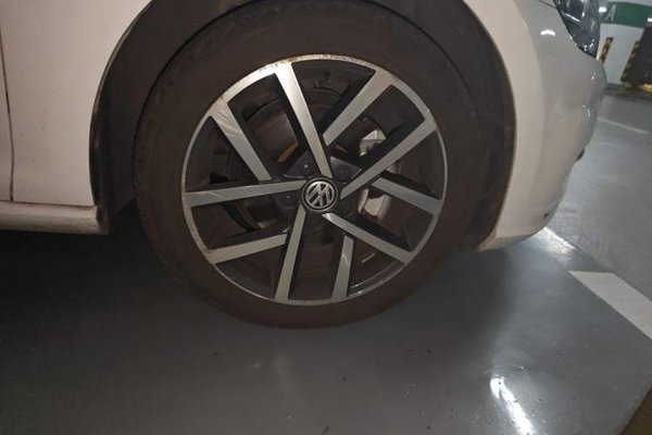 Volkswagen Golf 2020, 61400 км, за 9376 USD - фото 8