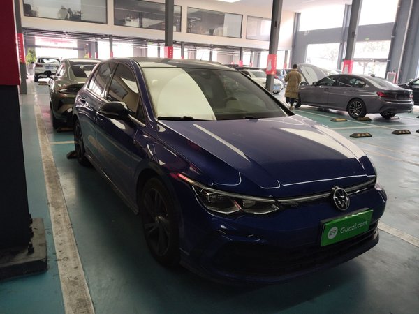 Volkswagen Golf 2021, 53500 км, за 15143 USD