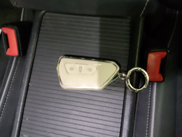 Volkswagen Golf 2021, 53500 км, за 15143 USD - фото 19