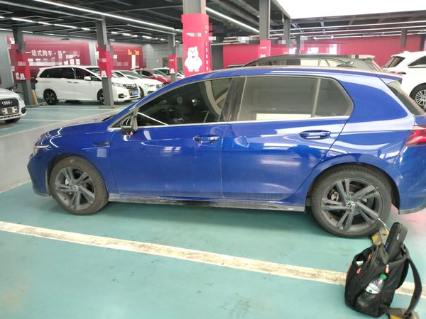 Volkswagen Golf 2021, 53500 км, за 15143 USD