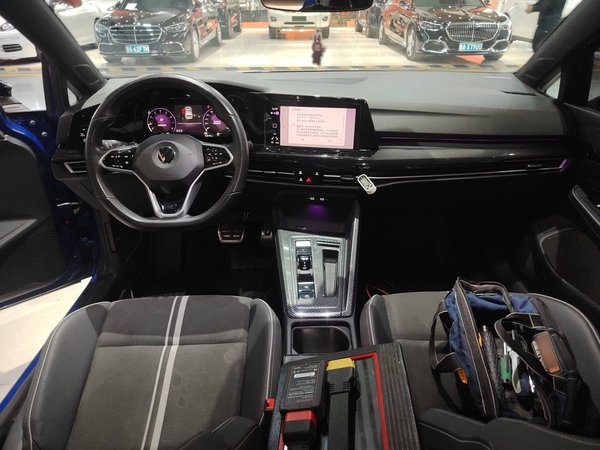 Volkswagen Golf 2021, 72900 км, за 14656 USD - фото 9