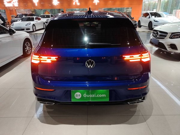 Volkswagen Golf 2021, 72900 км, за 14656 USD