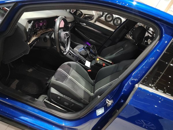 Volkswagen Golf 2021, 72900 км, за 14656 USD - фото 14